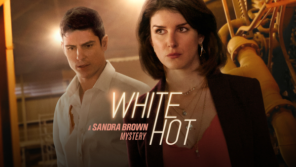 White Hot: A Sandra Brown Mystery