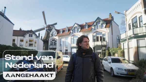 Stand van Nederland: Aangehaakt