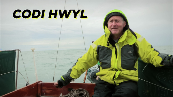 Codi Hwyl
