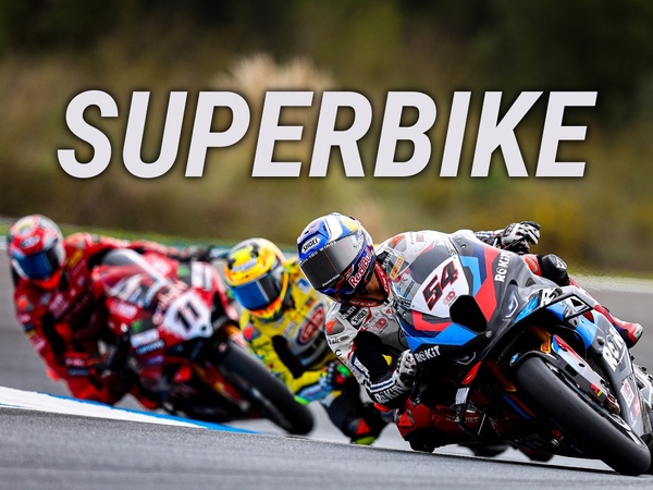 Bennett's British - Knockhill, Round 3; Superbike Highlights